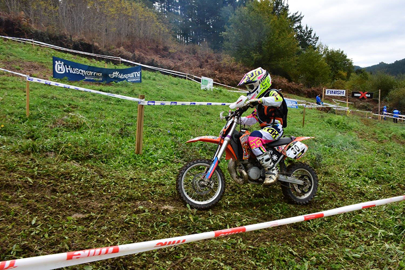 Elena Arcas vence en el Enduro de Gordexola